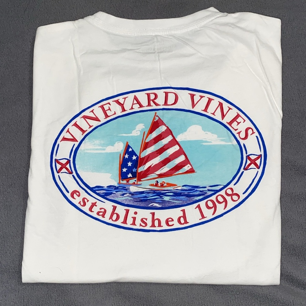 Vineyard Vines short sleeve